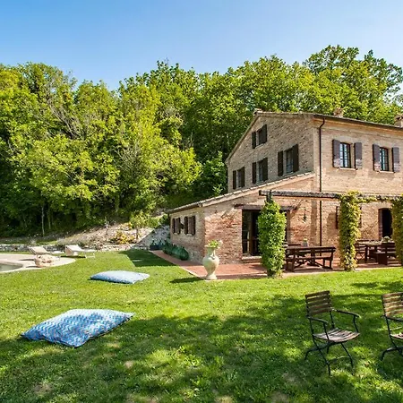 Casa Melograno 11&2, Emma Вилла Montefelcino