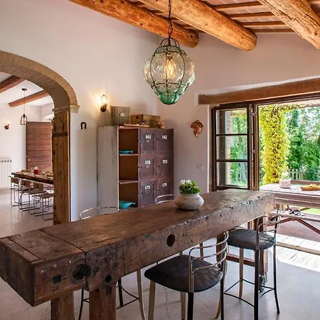 Casa Melograno 11&2, Emma Montefelcino