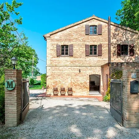 Casa Melograno 11&2, Emma