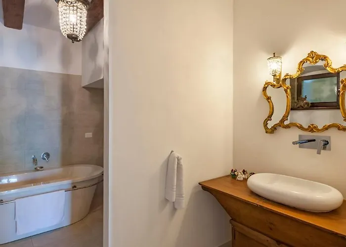 Villa Casa Melograno 11&2, Emma