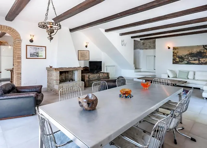 Casa Melograno 11&2, Emma Villa