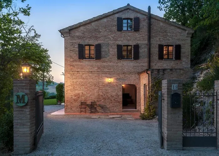 Casa Melograno 11&2, Emma *